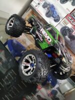 TRAXXAS REVO 3.3 NITRO 4WD - Imagen 4
