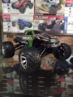 TRAXXAS REVO 3.3 NITRO 4WD - Imagen 9