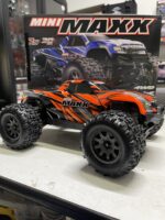 TRAXXAS MINI MAXX