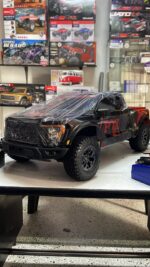 TRAXXAS FORD RAPTOR R 4X4 ULTIMATE EDITION - Imagen 6