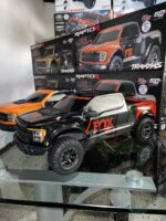 TRAXXAS FORD RAPTOR R 4X4 ULTIMATE EDITION - Imagen 9