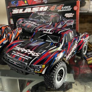 TRAXXAS SLASH 4X4 VXL